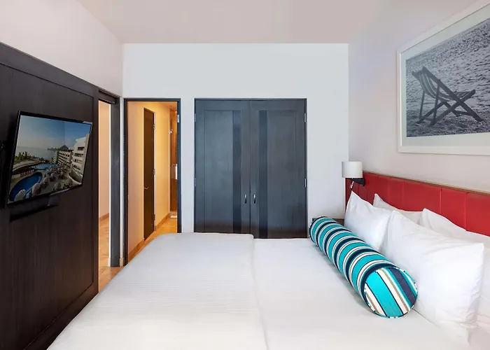 Hotel Corazon Cabo, A Noble House