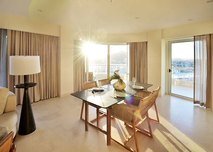Hotel Corazon Cabo, A Noble House