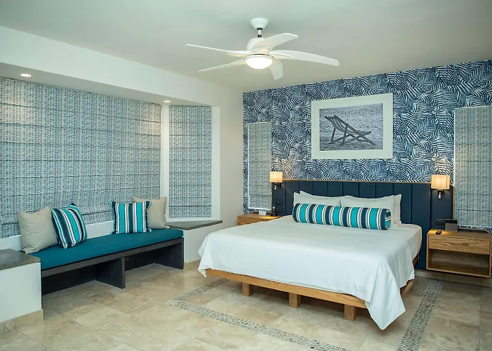 Hotel Corazon Cabo, A Noble House